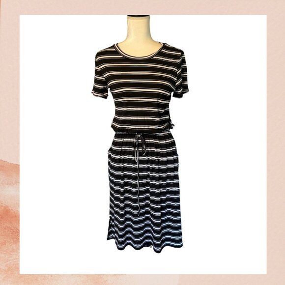 Black & White Striped Soft Knit Short Sleeve Midi Dress - Picture 3 of 6